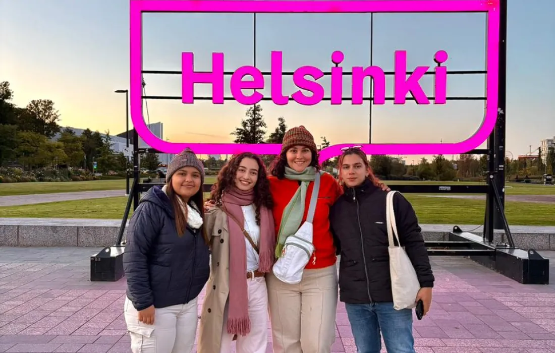Estudiantes javerianos están en Finlandia co-creando soluciones globales junto a empresas internacionales Estudiantes javerianos están en Finlandia co-creando soluciones globales junto a empresas internacionales