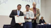 Cruz San Pedro Claver: 25 estudiantes reconocidos por sus calidades humanas y espíritu javeriano Cruz San Pedro Claver: 25 estudiantes reconocidos por sus calidades humanas y espíritu javeriano