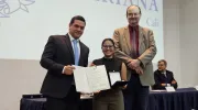 Cruz San Pedro Claver: 25 estudiantes reconocidos por sus calidades humanas y espíritu javeriano Cruz San Pedro Claver: 25 estudiantes reconocidos por sus calidades humanas y espíritu javeriano