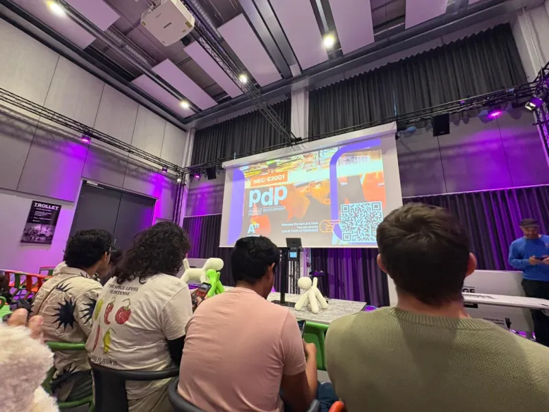 Estudiantes javerianos están en Finlandia co-creando soluciones globales junto a empresas internacionales Estudiantes javerianos están en Finlandia co-creando soluciones globales junto a empresas internacionales